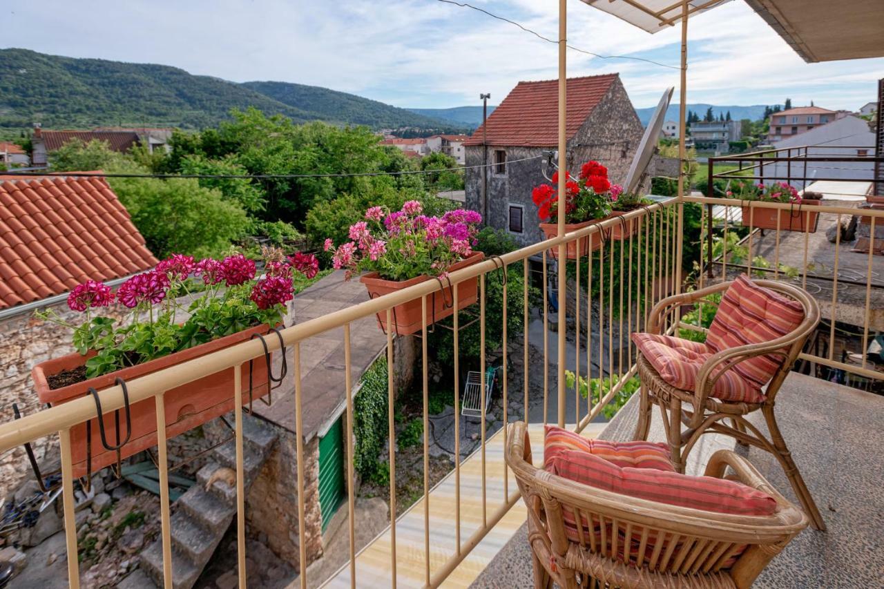 Guesthouse Wish Stari Grad  Eksteriør billede
