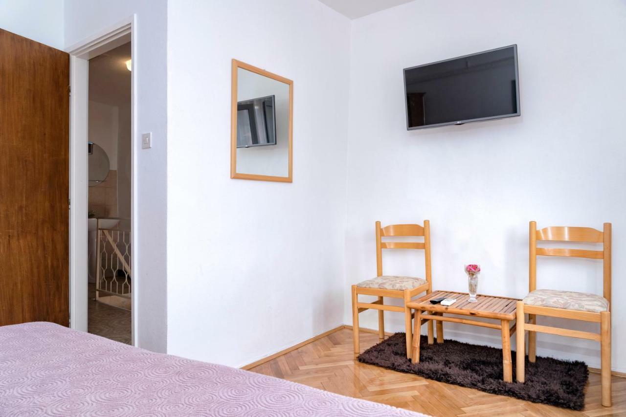 Guesthouse Wish Stari Grad  Eksteriør billede